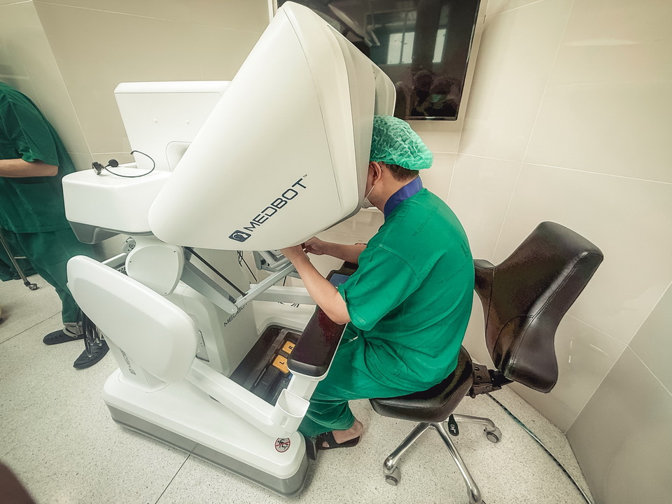 First clinical surgery